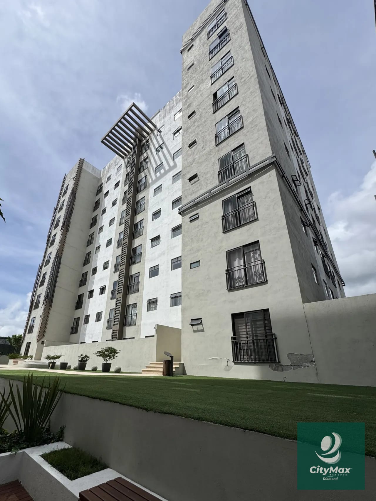 Apartamento Amueblado en Renta en Di Fiori Zona 7 Guatemala — Apartamento en Alquiler en Di Fiori, Zona 7, Guatemala, Ciudad — foto 12 de 13