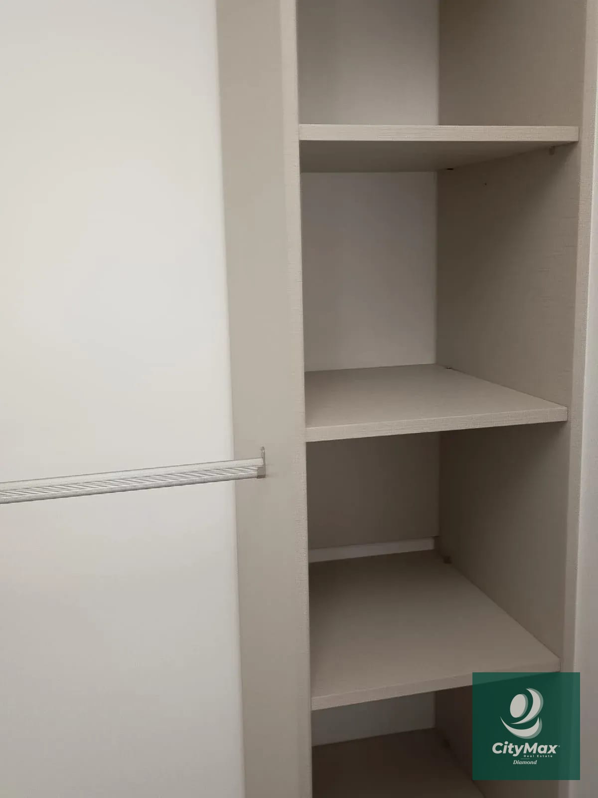 Apartamento en Venta en Edificio Atarah Zona 10 Ciudad de Guatemala — Apartamento en Venta en Atarah, Zona 10, Guatemala, Ciudad — foto 15 de 16