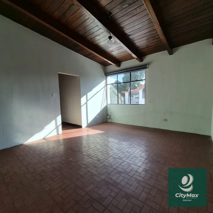 Casa para Oficinas en Renta Vista Hermosa 1 Zona 15 Guatemala — Casa en Alquiler en Vista Hermosa I, Zona 15, Guatemala, Ciudad — foto 1 de 17