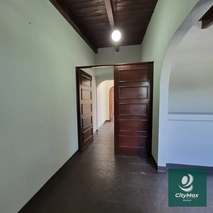 Casa para Oficinas en Renta Vista Hermosa 1 Zona 15 Guatemala — Casa en Alquiler en Vista Hermosa I, Zona 15, Guatemala, Ciudad — foto 4 de 17