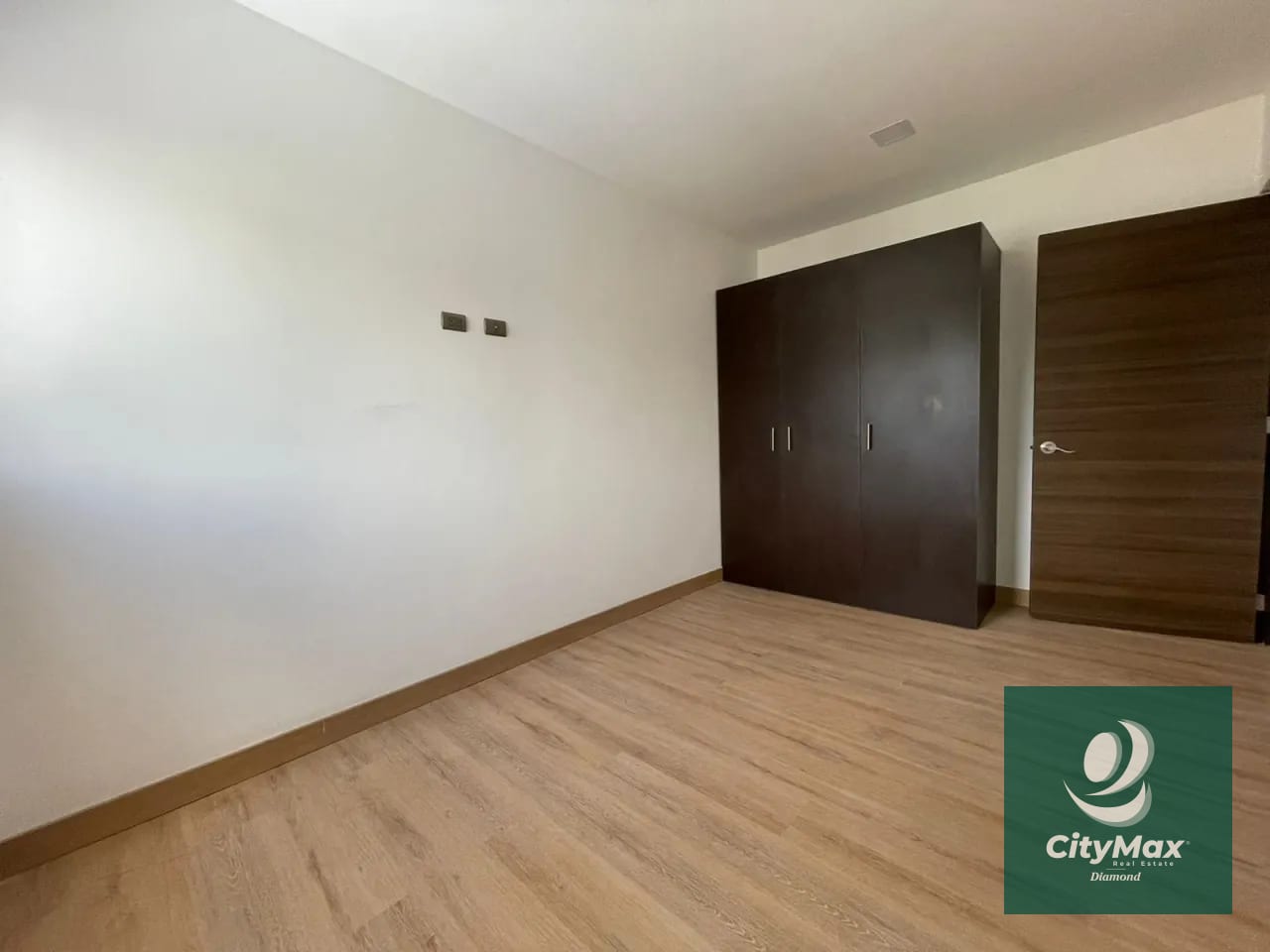 Casa dentro de Condominio en Venta en Zona 15 La Isla — Casa en Venta en Zona 15, Guatemala, Ciudad — foto 12 de 17