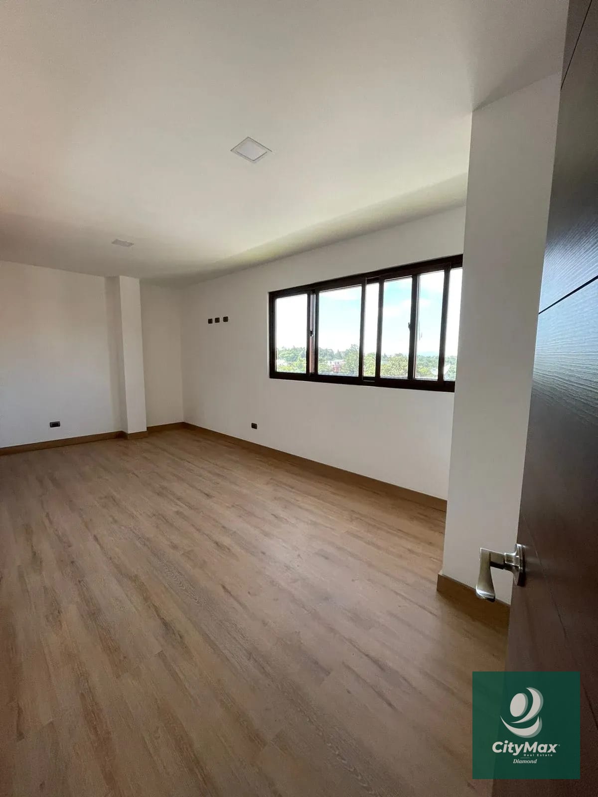 Casa dentro de Condominio en Venta en Zona 15 La Isla — Casa en Venta en Zona 15, Guatemala, Ciudad — foto 14 de 17