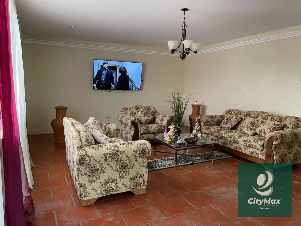 Casa en Venta en el Centro de Jutiapa sobre calle principal — Casa en Venta en Atescatempa, Jutiapa — foto 4 de 17