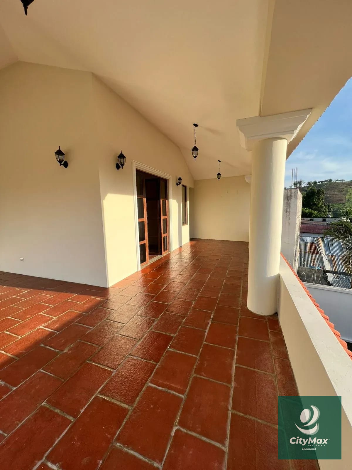 Casa en Venta en el Centro de Jutiapa sobre calle principal — Casa en Venta en Atescatempa, Jutiapa — foto 15 de 17