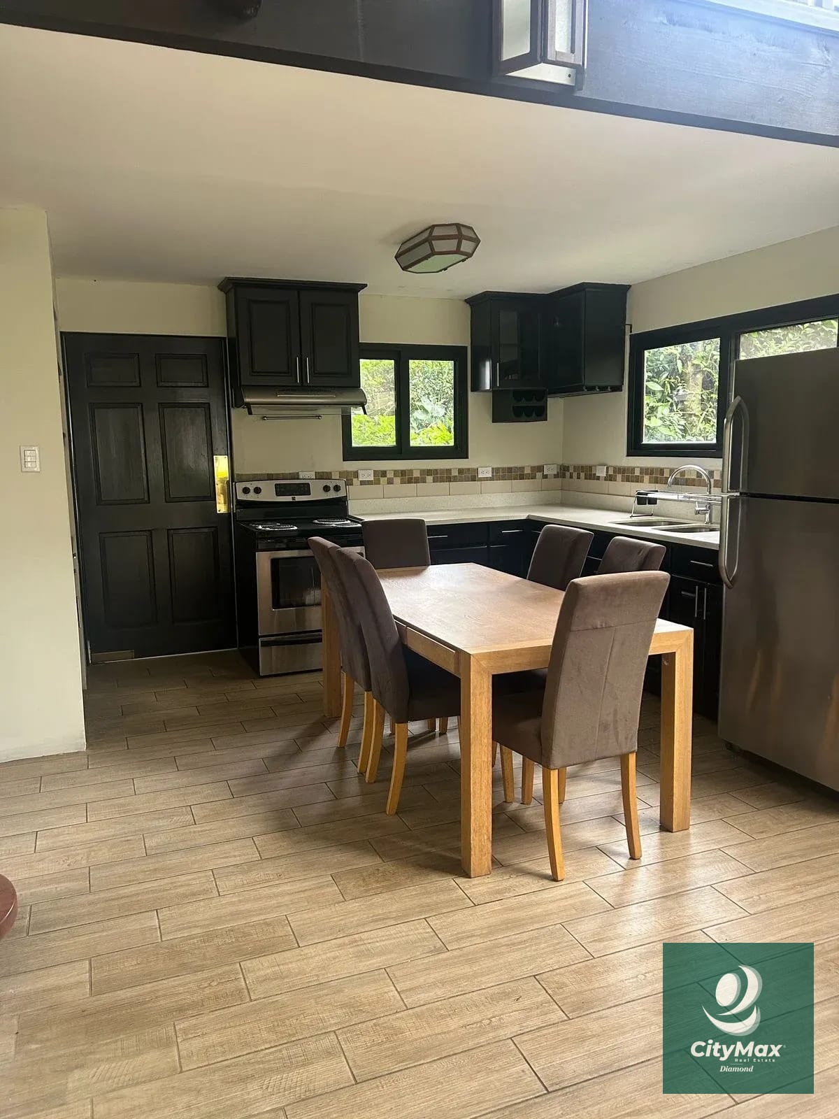 Casa en Venta Santa Lucia Milpas Altas, Sacatepéquez — Casa en Venta en Santa Lucía Milpas Altas, Sacatepéquez — foto 1 de 5