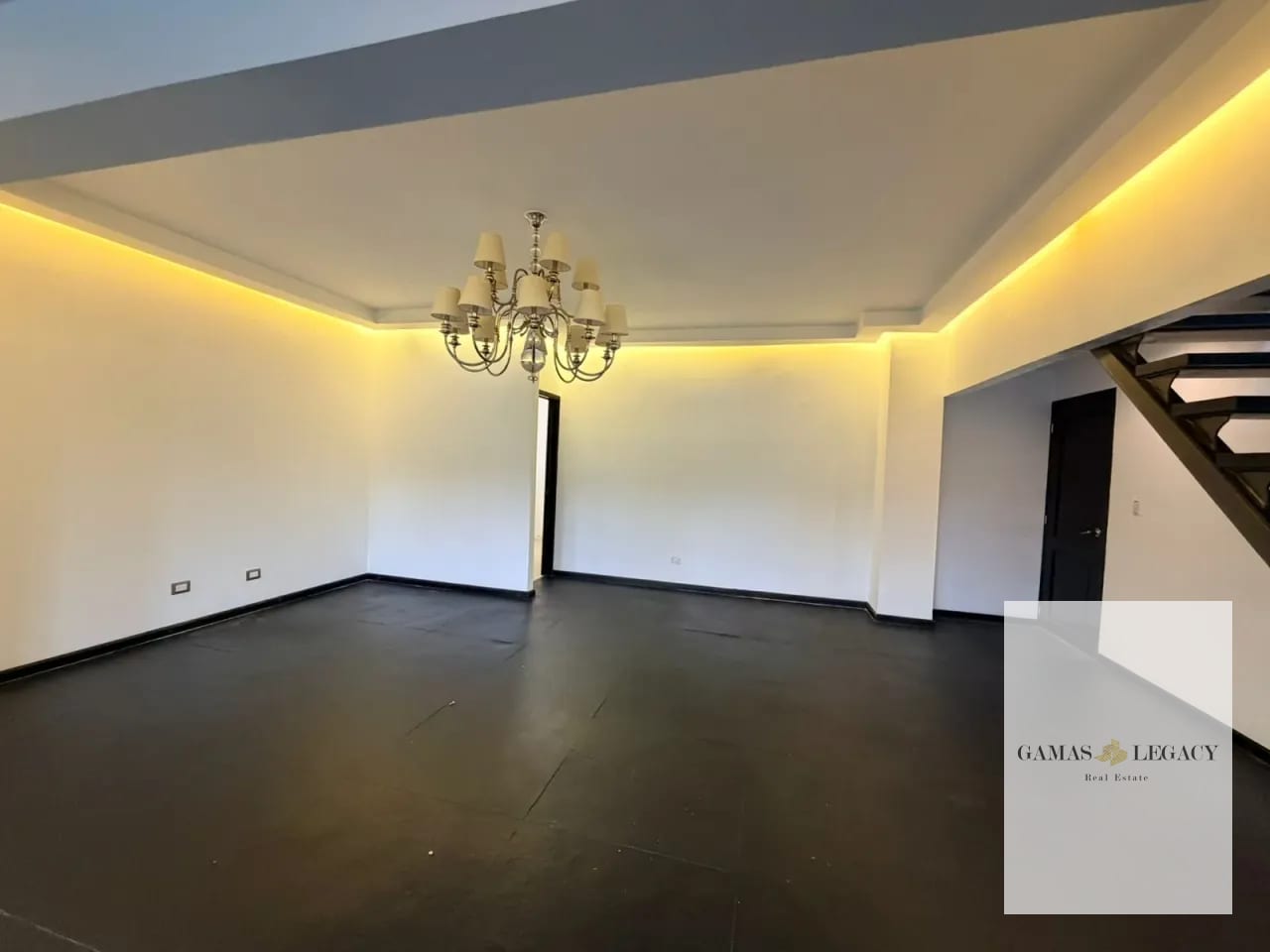 Casa en Venta | Casa de esquina | Santuaria Muxbal — Casa en Venta en Santuaria Muxbal, Muxbal, Guatemala, Ciudad — foto 2 de 16