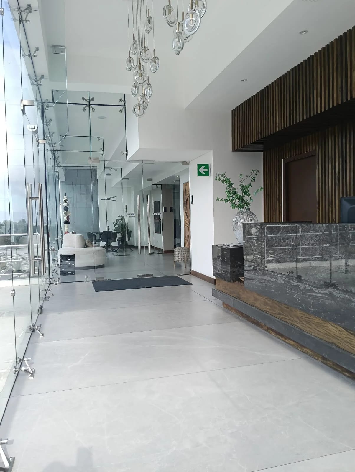 RENTO APTO AMUEBLADO/EQUIPADO Z.16 VH4 NARU16 REF.6890 — Apartamento en Alquiler en Zona 16, Guatemala, Ciudad — foto 7 de 8