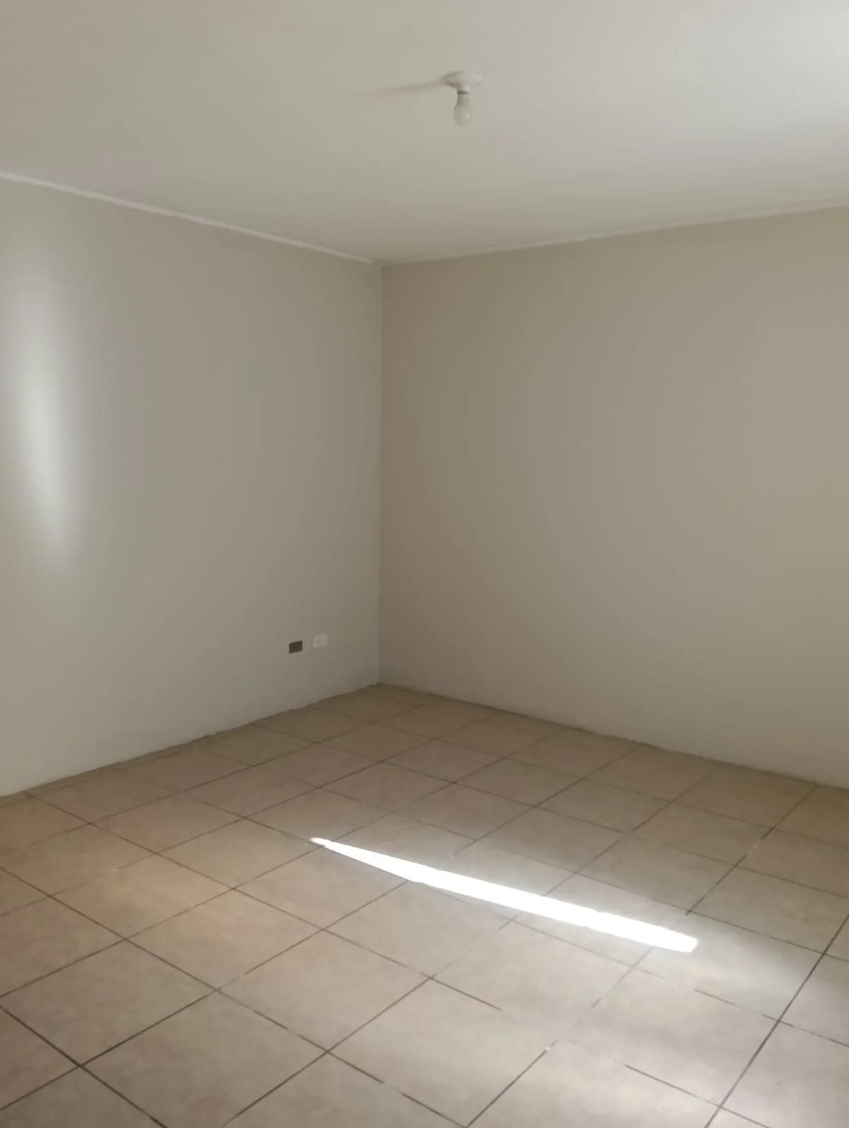 RENTO CASA COND. LO DE VALDEZ, CARR. A SAN JOSE PINULA REF.6903 *3 HAB, 2 BAÑO, 2 PARQUEOS, PATIO, Q.3750* — Casa en Alquiler en San José Pinula, Guatemala, Ciudad — foto 16 de 17