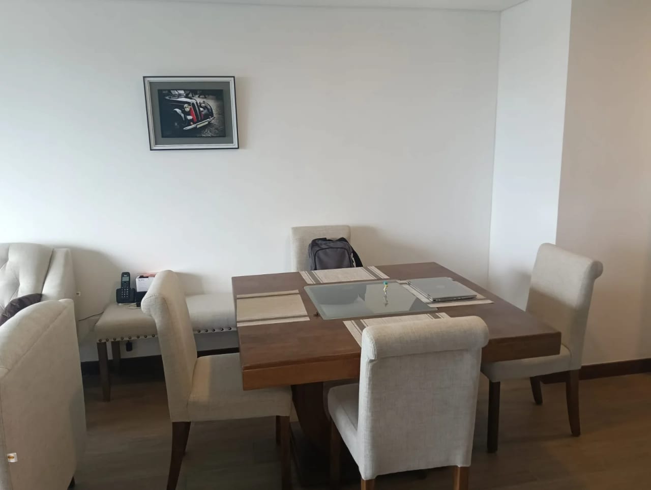 RENTO APTO AMUEBLADO/EQUIPADO Z.16 VH4 NARU16 REF.6890 *2 HAB, 2 BAÑOS, 2 PARQUEOS, AMPLIA TERRAZA, 142.97M2, $1150* — Apartamento en Alquiler en Zona 16, Guatemala, Ciudad — foto 6 de 12