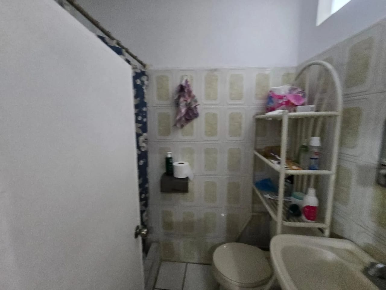 VENDO CASA ZONA 1 MUY CERCA MERCADO SAN MARTIN REF.6921 — Casa en Venta en Zona 1, Guatemala, Ciudad — foto 5 de 12