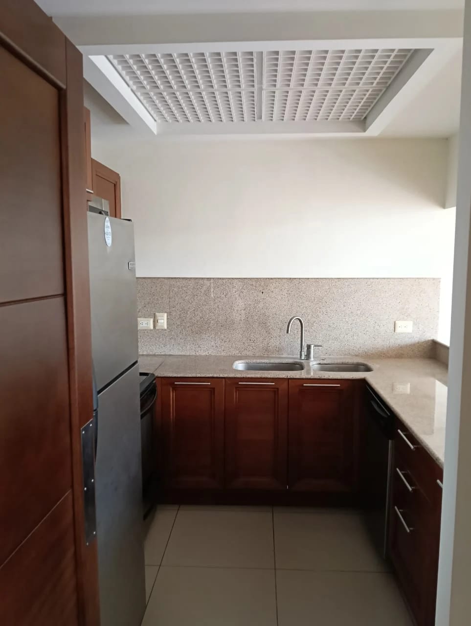 Vendo Apto Z.10 Edif. Mirafiori REF.6827 — Apartamento en Venta en Zona 10, Guatemala, Ciudad — foto 16 de 16