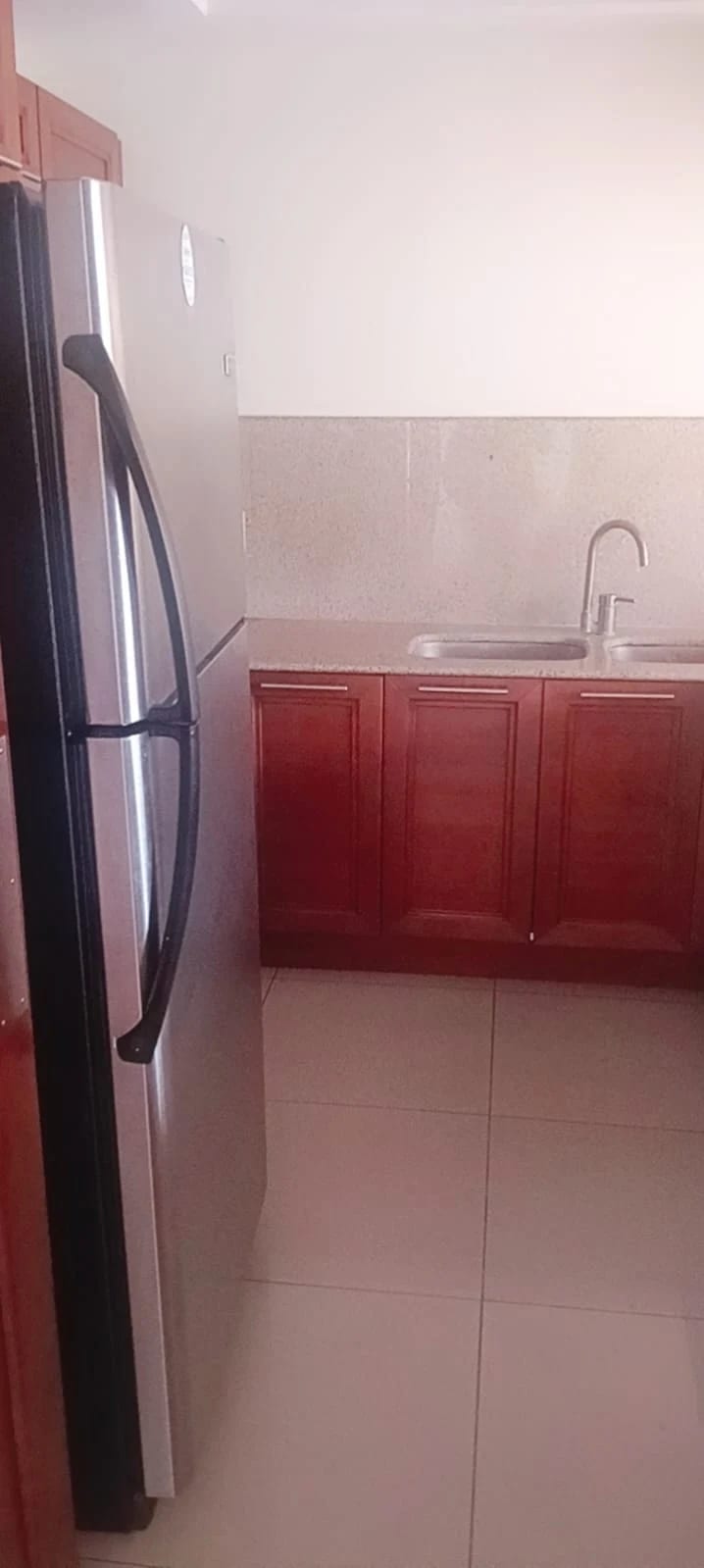 Vendo Apto Z.10 Edif. Mirafiori REF.6827 *110 M2, 2 Hab, 2 Baños, 2 Parqueos, $242,000* — Apartamento en Venta en Zona 10, Guatemala, Ciudad — foto 6 de 17