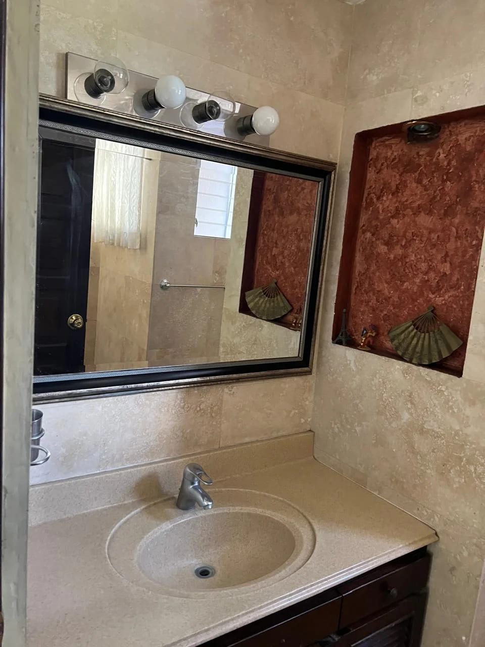 Rento Apto Z.9 Amueblado EDIF.12-29 REF.6902 *3 Hab, 2 Baños, 2 Parqueos, Q.9000* — Apartamento en Alquiler en Zona 9, Guatemala, Ciudad — foto 7 de 17