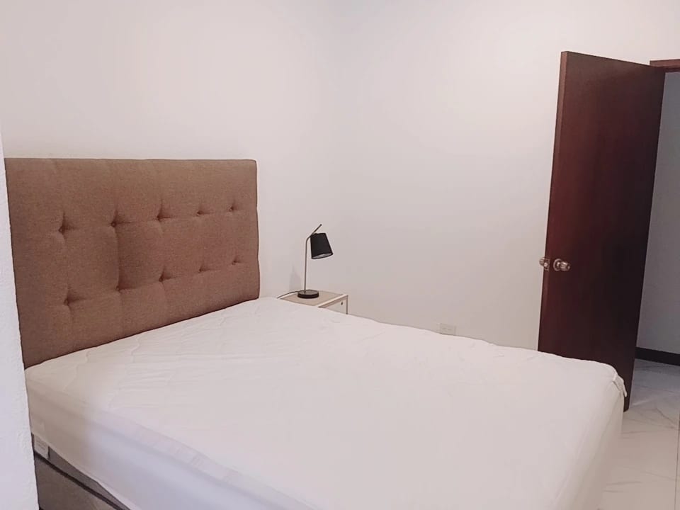 Rento Apto Amueblado Zona 13 Vistalago REF.6926 *60 M2, 1 Hab, 1 Baño, 1 Parqueo, Q.5200* — Apartamento en Alquiler en Zona 13, Guatemala, Ciudad — foto 1 de 15