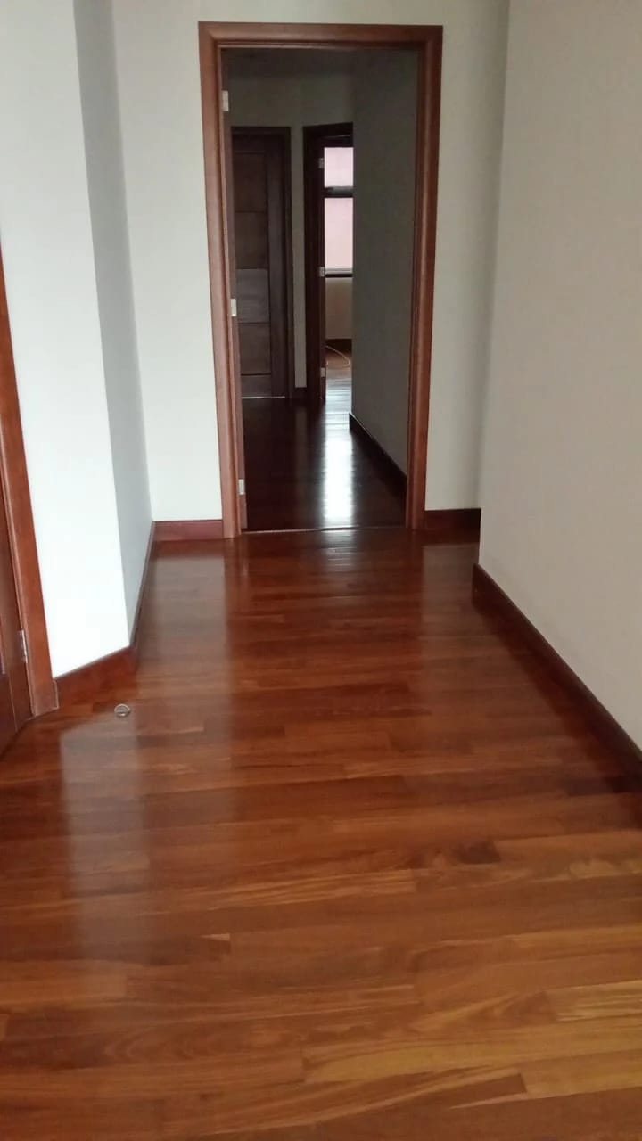 Vendo Apto Z.10 Edif. Mirafiori REF.6827 — Apartamento en Venta en Zona 10, Guatemala, Ciudad — foto 1 de 7