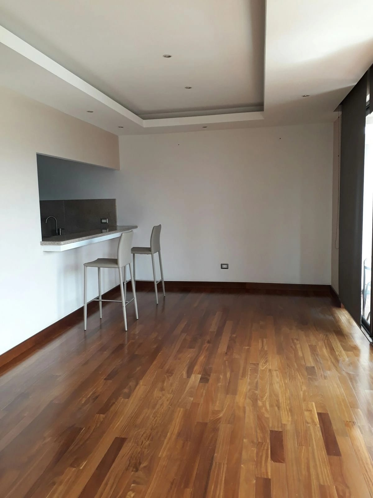 Vendo Apto Z.10 Edif. Mirafiori REF.6827 *110 M2, 2 Hab, 2 Baños, 2 Parqueos — Apartamento en Venta en Zona 10, Guatemala, Ciudad — foto 3 de 16