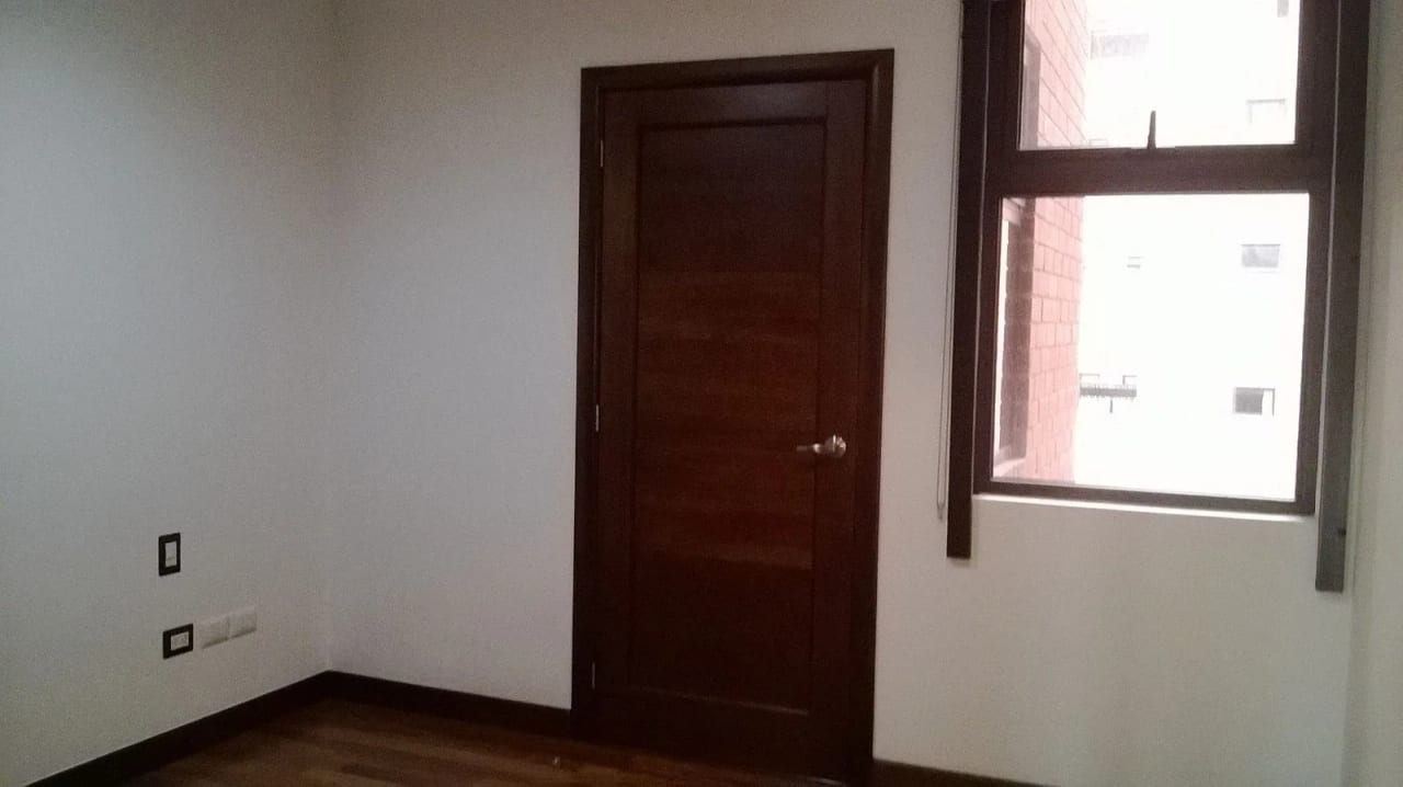 Vendo Apto Z.10 Edif. Mirafiori REF.6827 *110 M2, 2 Hab, 2 Baños, 2 Parqueos — Apartamento en Venta en Zona 10, Guatemala, Ciudad — foto 8 de 16
