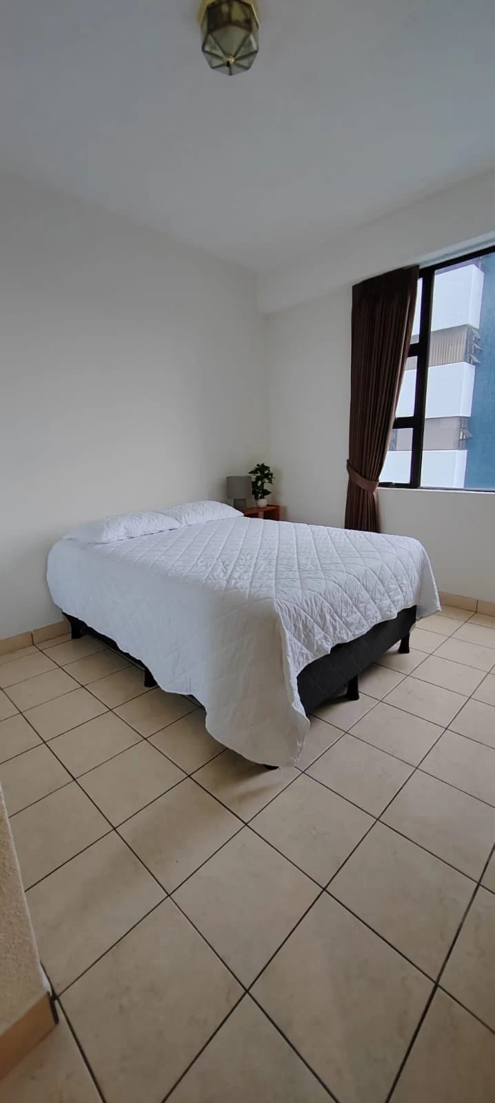 Rento Apto Amueblado Zona 14 Edif. Villa el Bosque REF.6938 *2 Hab, 2 Baños, 1 Parq — Apartamento en Alquiler en Zona 14, Guatemala, Ciudad — foto 10 de 13