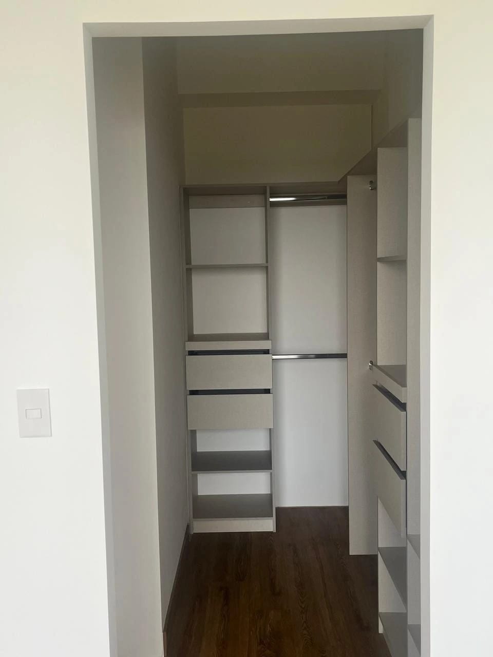 Rento Apto Zona 2 el Zapote, en Vertical, REF.6940 *3 Hab, 2 Baños, 1 Parq, Linea Blanca, Q.6500* — Apartamento en Alquiler en Zona 2, Guatemala, Ciudad — foto 1 de 8