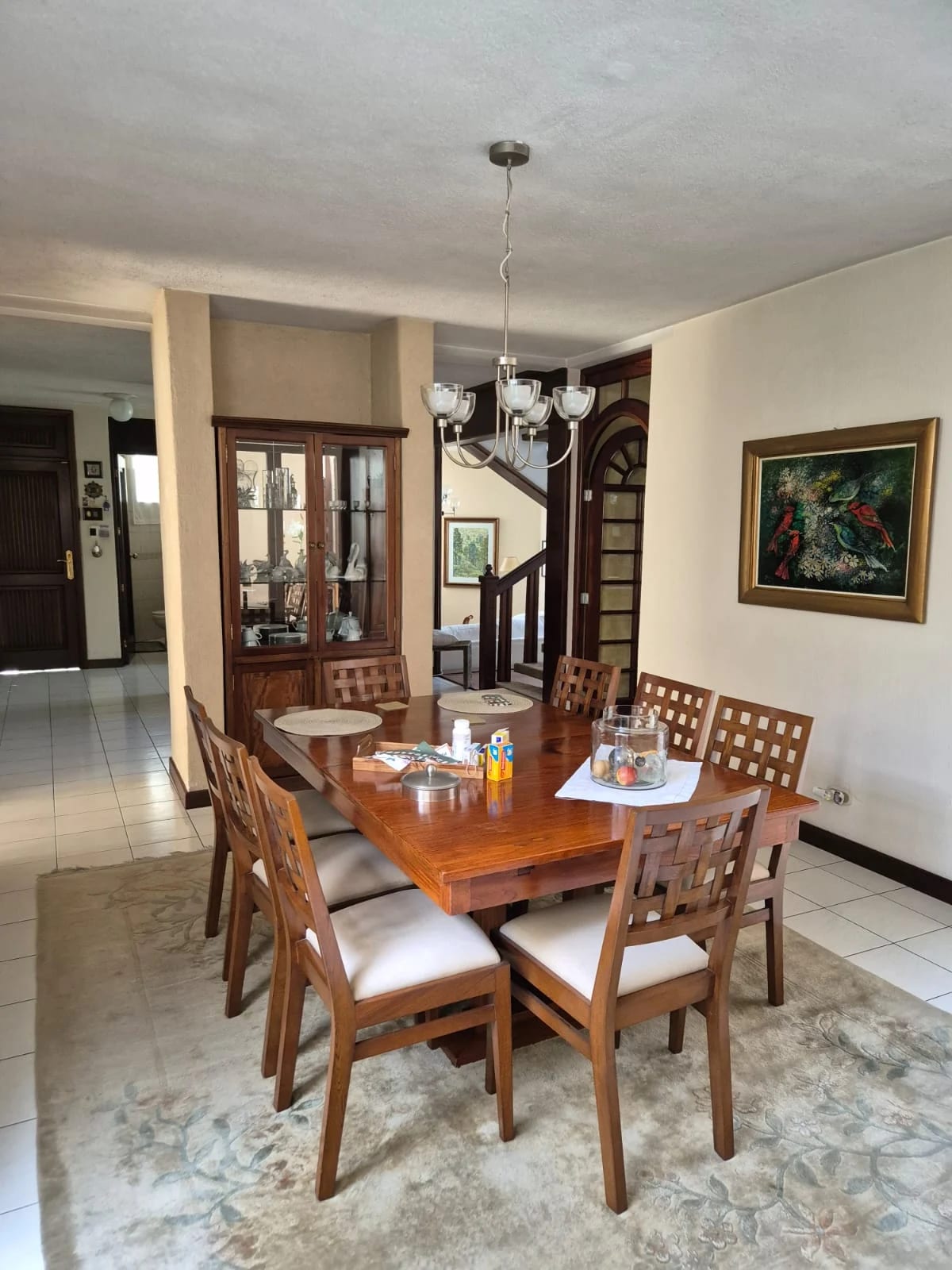 Vendo Casa 4 Hab Z.15 Valles de Vista Hermosa REF.6800 *450M2 Const, Estudio, Jardin, Cuarto Serv, 5 Parqueos, 4 Hab, 4.5 Baños, Sala Fam, $550K* — Casa en Venta en Zona 15, Guatemala, Ciudad — foto 9 de 17