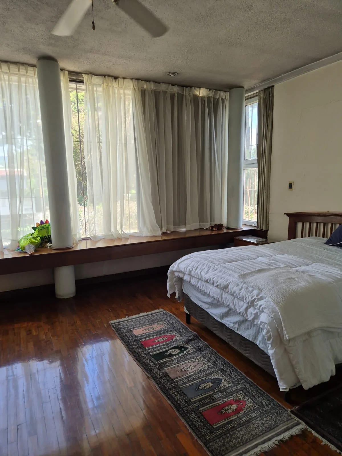 Vendo Casa 4 Hab Z.15 Valles de Vista Hermosa REF.6800 *450M2 Const, Estudio, Jardin, Cuarto Serv, 5 Parqueos, 4 Hab, 4.5 Baños, Sala Fam, $550K* — Casa en Venta en Zona 15, Guatemala, Ciudad — foto 17 de 17
