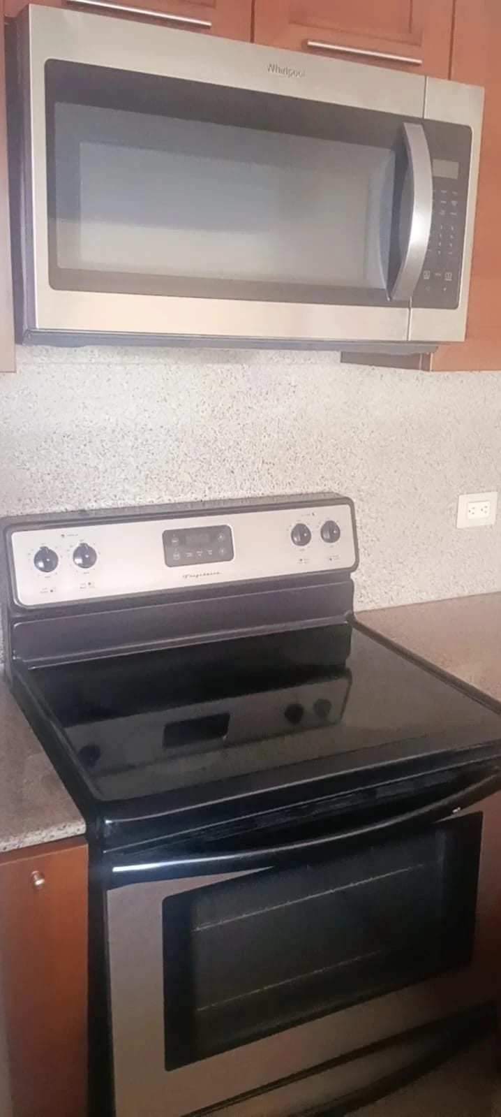 Vendo Apto Z.10 Edif. Mirafiori REF.6827 *110 M2, 2 Hab, 2 Baños — Apartamento en Venta en Zona 10, Guatemala, Ciudad — foto 7 de 17