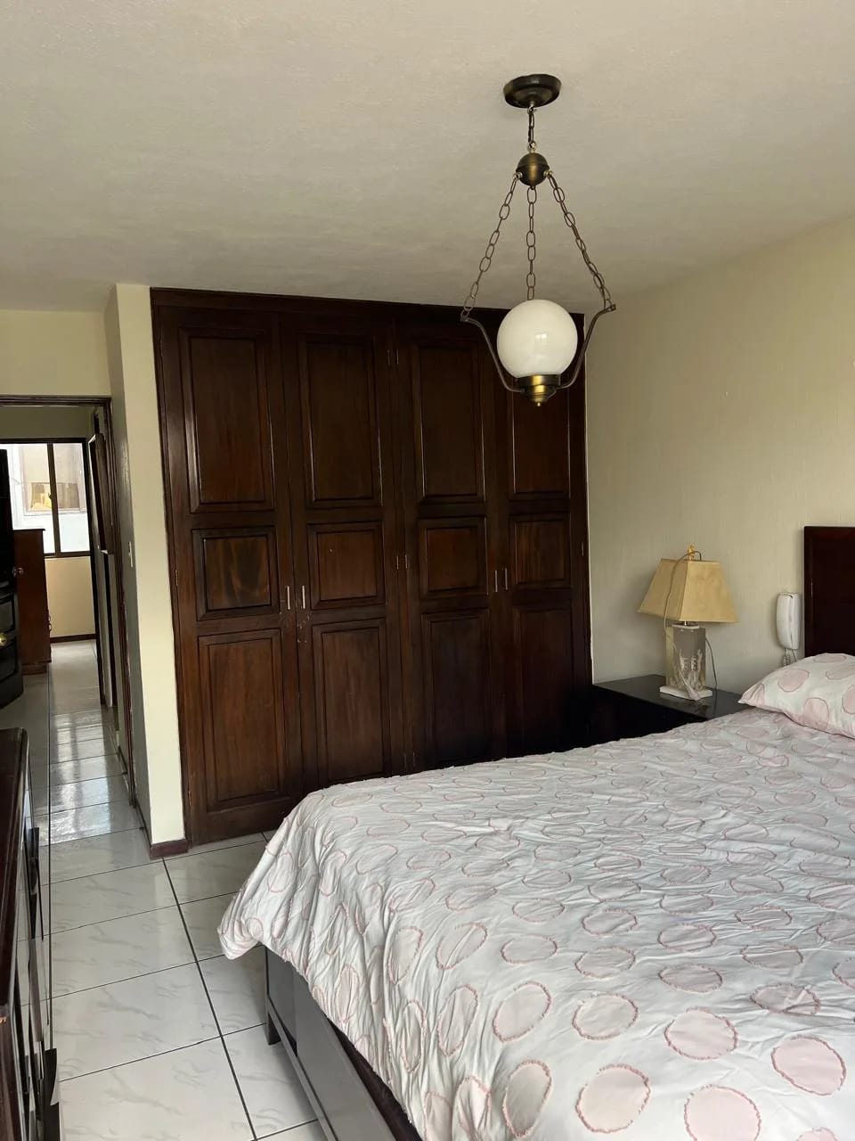 Rento Apto Z.9 Amueblado EDIF.12-29 REF.6902 *3 Hab, 2 Baños, 2 Parq — Apartamento en Alquiler en Zona 9, Guatemala, Ciudad — foto 9 de 16