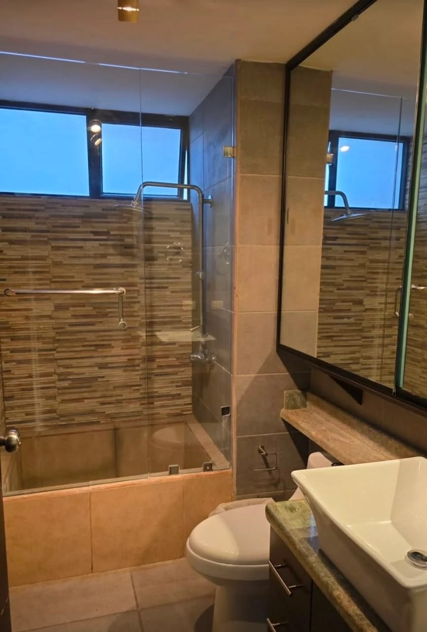 Rento Apto 3 Hab Zona 14 la Villa REF.6941 *3 Hab, 3 Baños, 2 Parq — Apartamento en Alquiler en Zona 14, Guatemala, Ciudad — foto 5 de 16