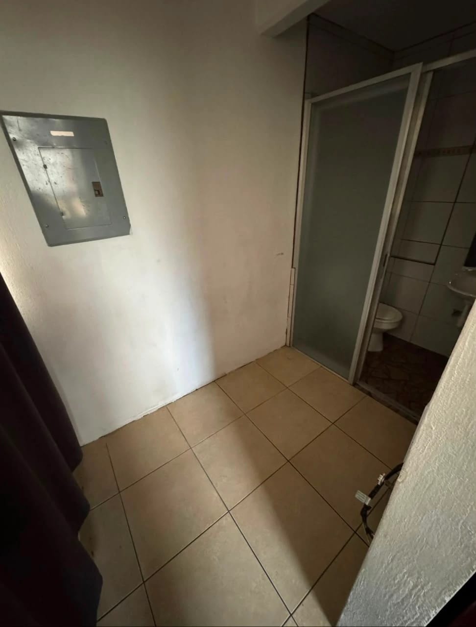 Rento Apto 3 Hab Zona 14 la Villa REF.6941 *3 Hab, 3 Baños, 2 Parq — Apartamento en Alquiler en Zona 14, Guatemala, Ciudad — foto 16 de 16