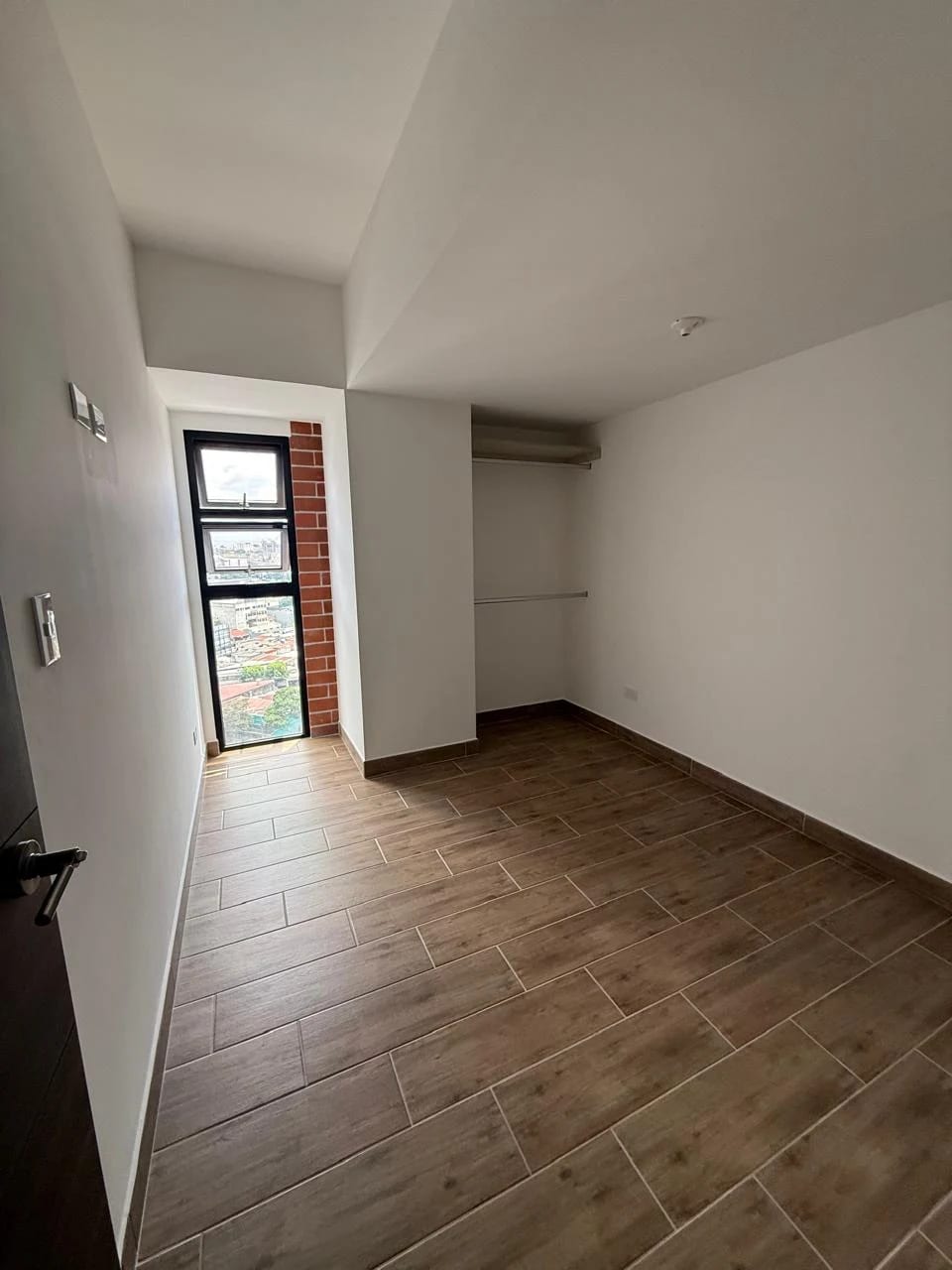 Rento Apto Nuevo Modra 2 Zona 4 Ref 6944 *1 Hab, 1 Baño, 1 Parq — Apartamento en Alquiler en Zona 1, Guatemala, Ciudad — foto 3 de 17