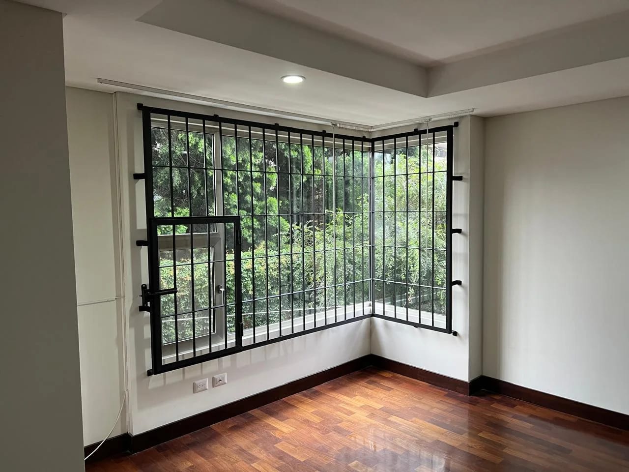 Vendo/rento Apto Zona 10 Edif. Santa Sofia REF.6957 *183M2, 3 Hab — Apartamento en Alquiler en Zona 10, Guatemala, Ciudad — foto 3 de 17