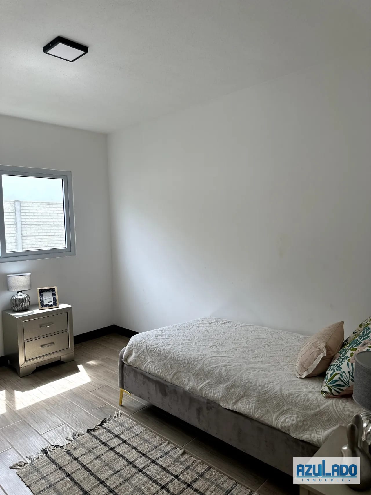 Dormitorio 3 — Casas en Bosques de Santa Elena 135m2 — Casa en Venta en Carretera a El Salvador, Guatemala, Ciudad — foto 7 de 9