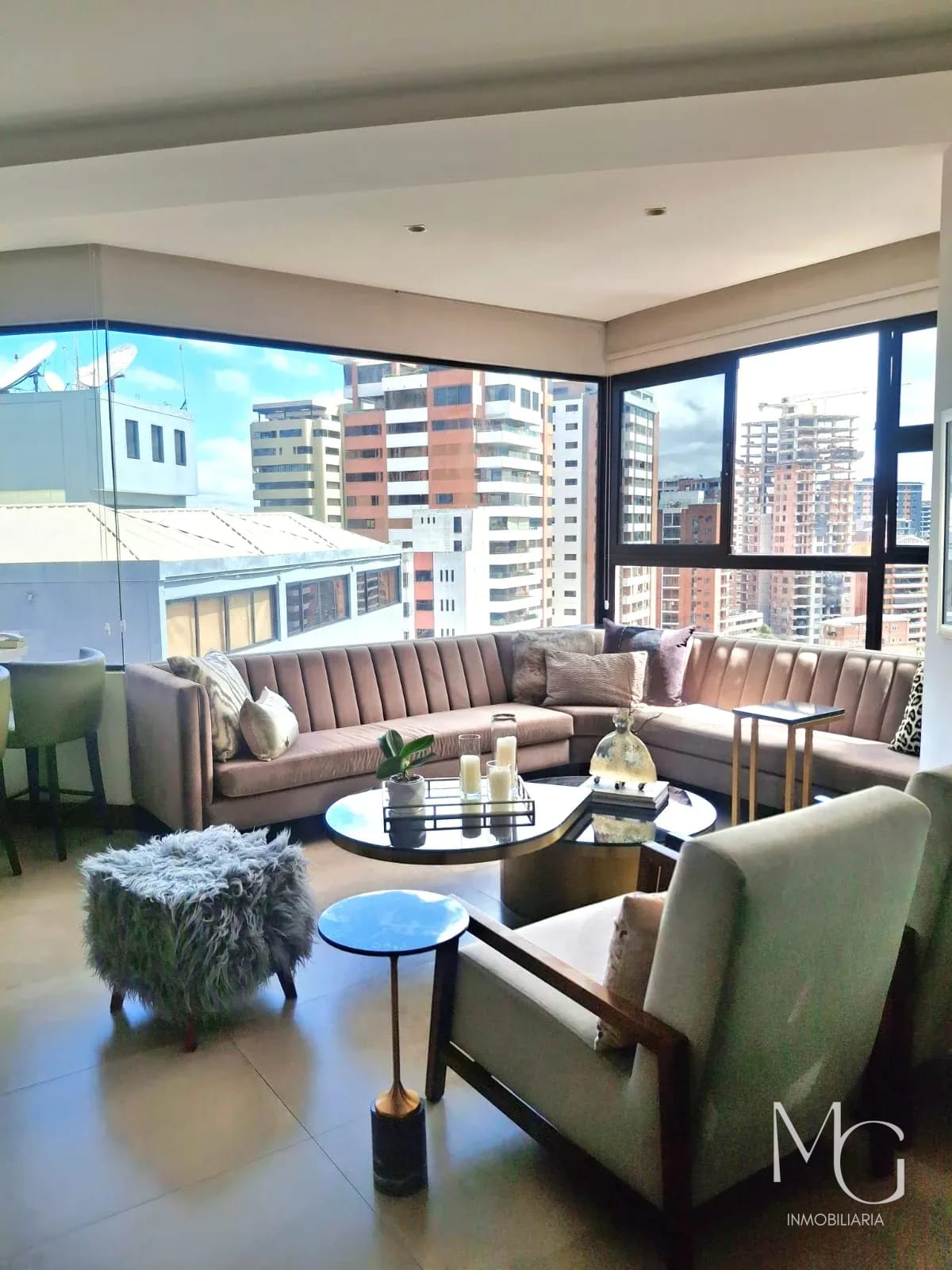 Penthouse en Venta zona 14 / Real de las Américas — Apartamento en Venta en Zona 14, Guatemala, Ciudad — foto 1 de 3