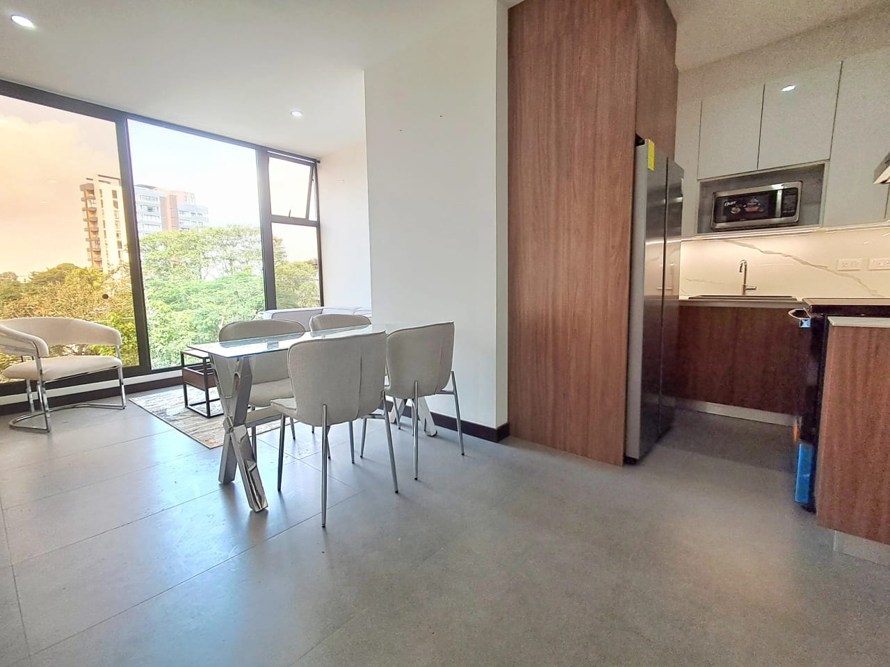 APARTAMENTO AMUEBLADO PARA ESTRENAR EDIFICIO ARLES 57MTS2, 2 DORMITORIOS, ZONA 15 — Apartamento en Alquiler en Arles, Zona 15, Guatemala, Ciudad — foto 2 de 17