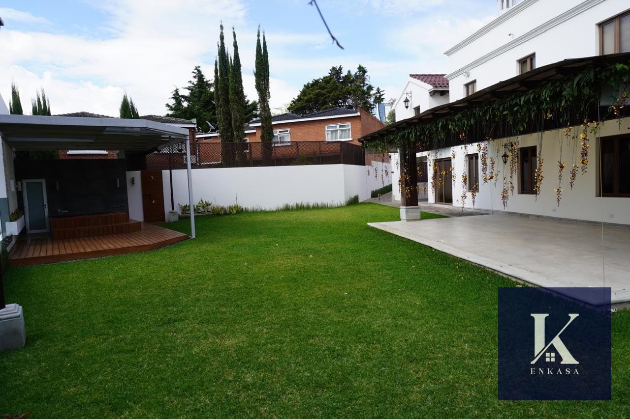 Casa Venta el Prado Zona 10 — Casa en Venta en Santa Catarina Pinula, Guatemala, Ciudad — foto 3 de 15