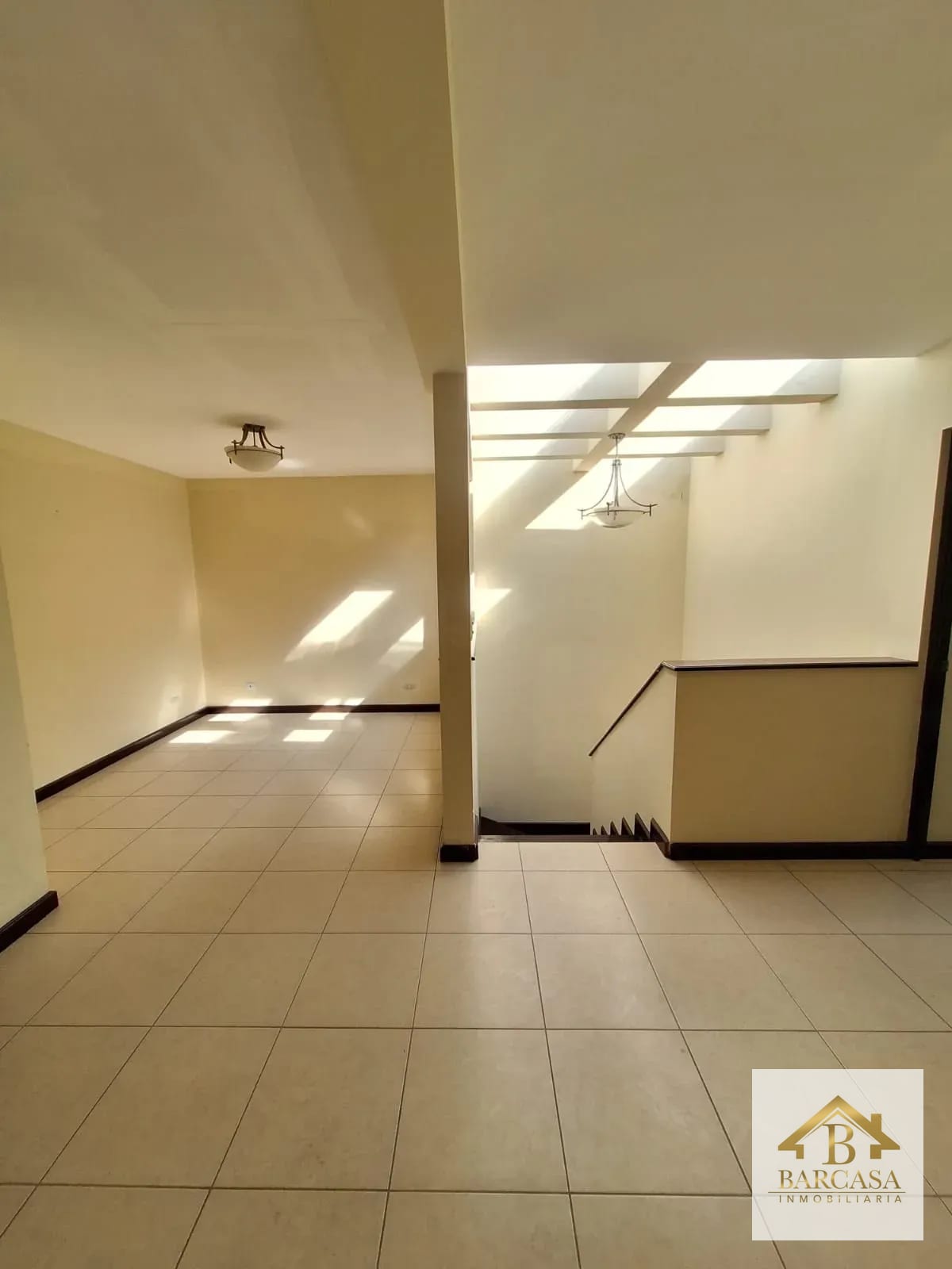 Se vende casa en Residenciales Manantiales km 19.5 carretera a San Jose Pinula — Casa en Venta en Los Manantiales, Carretera a El Salvador, Guatemala, Ciudad — foto 9 de 16