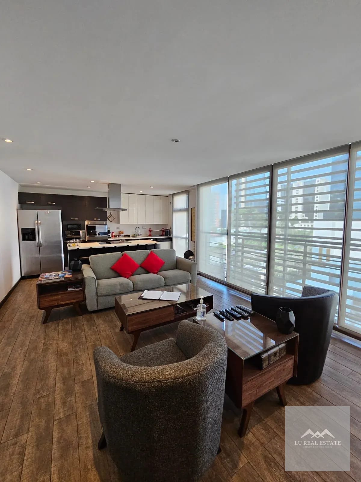 Espectacular apartamento en z10 — Apartamento en Venta en Zona 10, Guatemala, Ciudad — foto 1 de 8