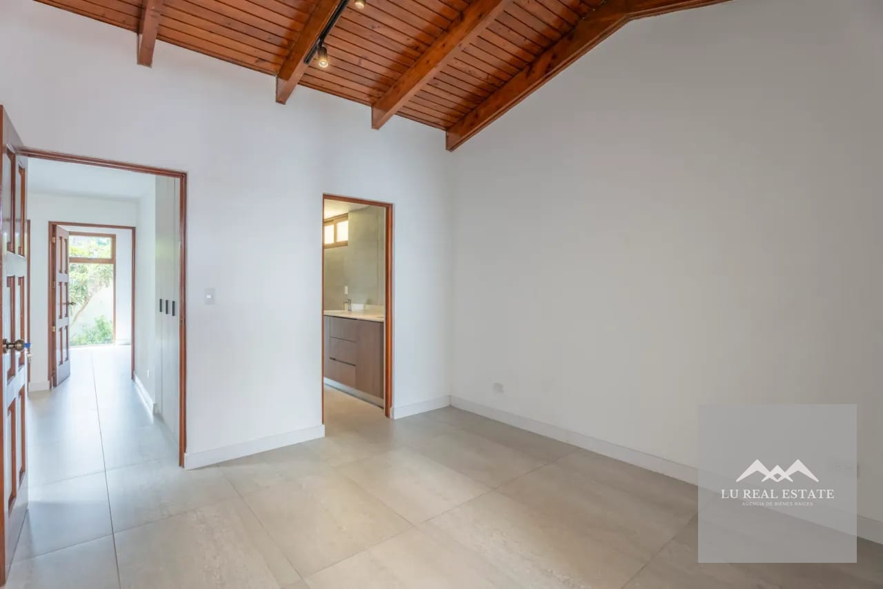 Casa en venta en z10 — Casa en Venta en Zona 10, Guatemala, Ciudad — foto 8 de 13