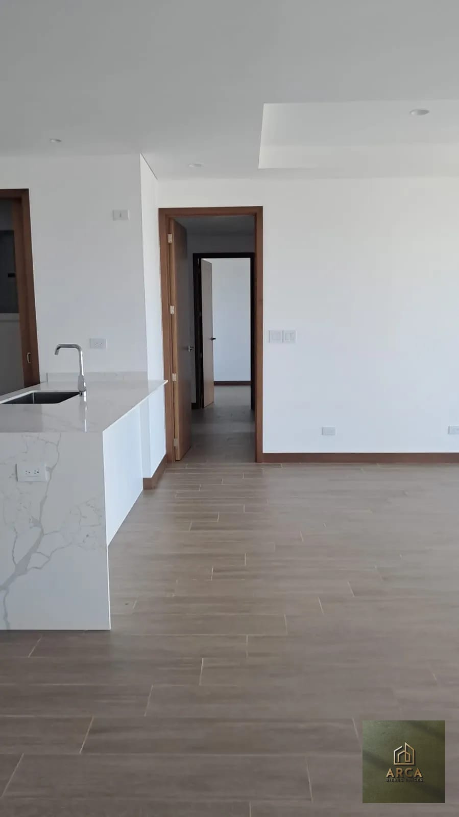 Apartamento en alquiler zona 10 — Apartamento en Venta en Zona 10, Guatemala, Ciudad — foto 4 de 11