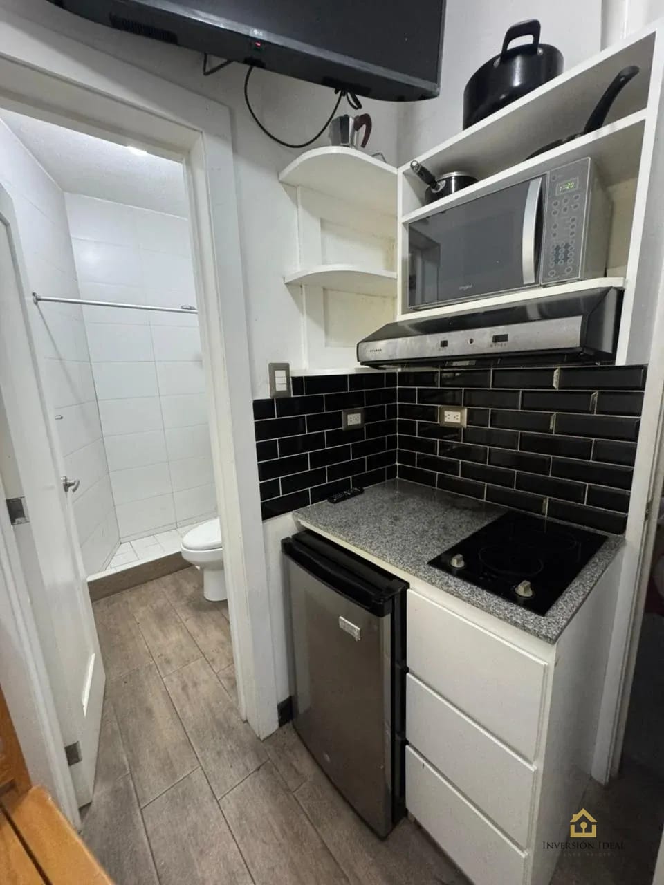 Rento Apto Q4,700 | Zona 15 | Adamant Studio Lofts | Amueblado y Equipado — Apartamento en Alquiler en Adamant, Zona 15, Guatemala, Ciudad — foto 8 de 11
