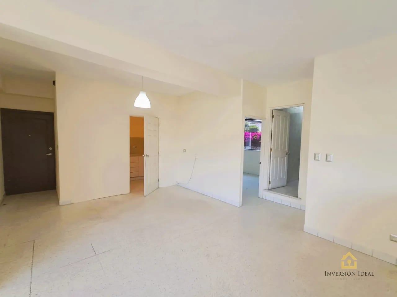 Rento apartamento para vivienda u oficina $1,000 | Torre Elgin Z.14 — Apartamento en Alquiler en Torre Elgín, Zona 14, Guatemala, Ciudad — foto 2 de 10