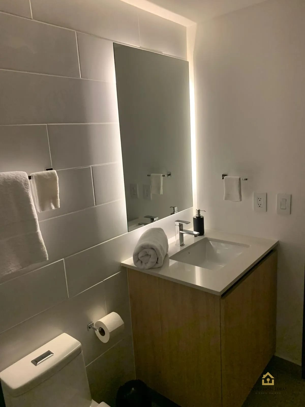 Apartamento Amueblado en Venta – Edificio Elemento, Zona 13 — Apartamento en Venta en Elemento Plaza Berlín, Zona 13, Guatemala, Ciudad — foto 9 de 10