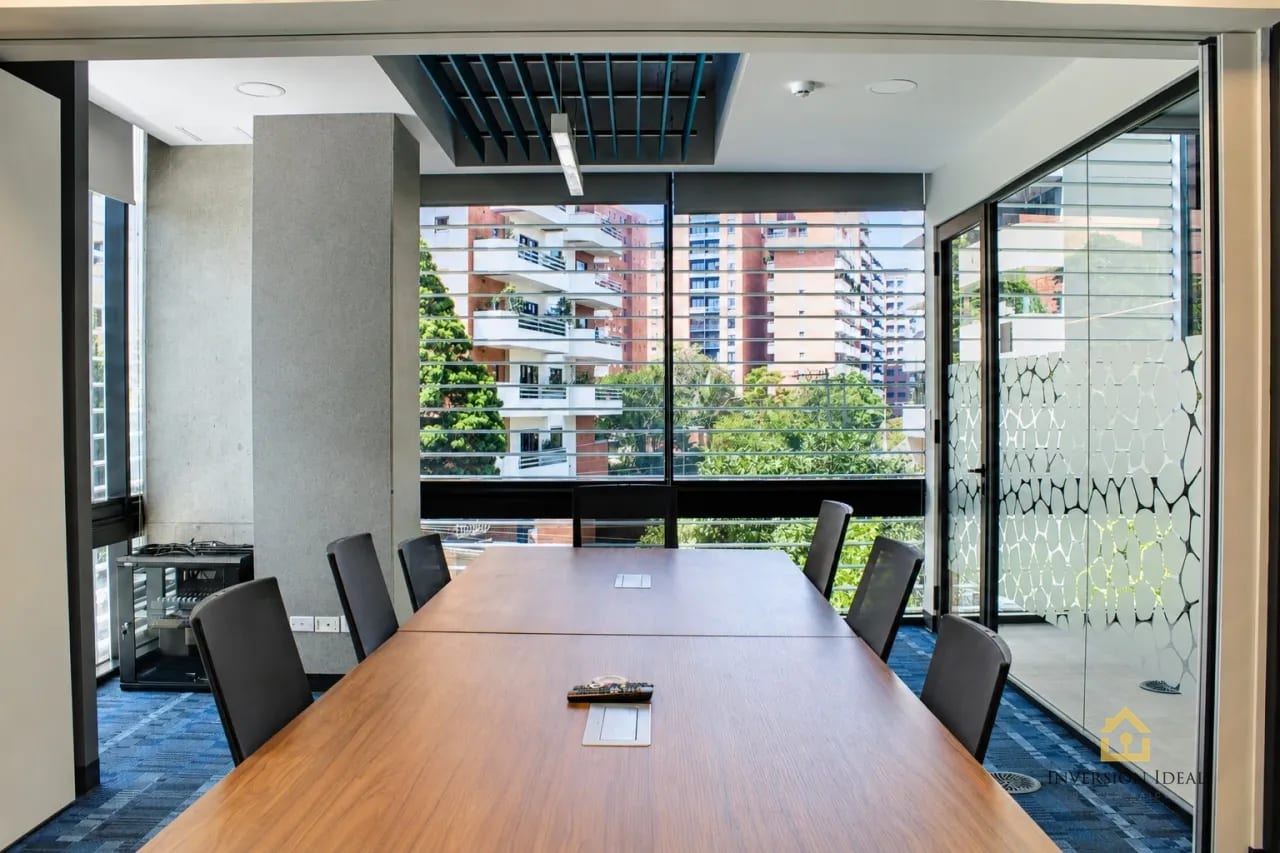 Oficinas en renta | $6,176 | 294 mts2 | Óptima, Zona 10 — Oficina en Alquiler en Optima Centro de Negocios, Zona 10, Guatemala, Ciudad — foto 3 de 10