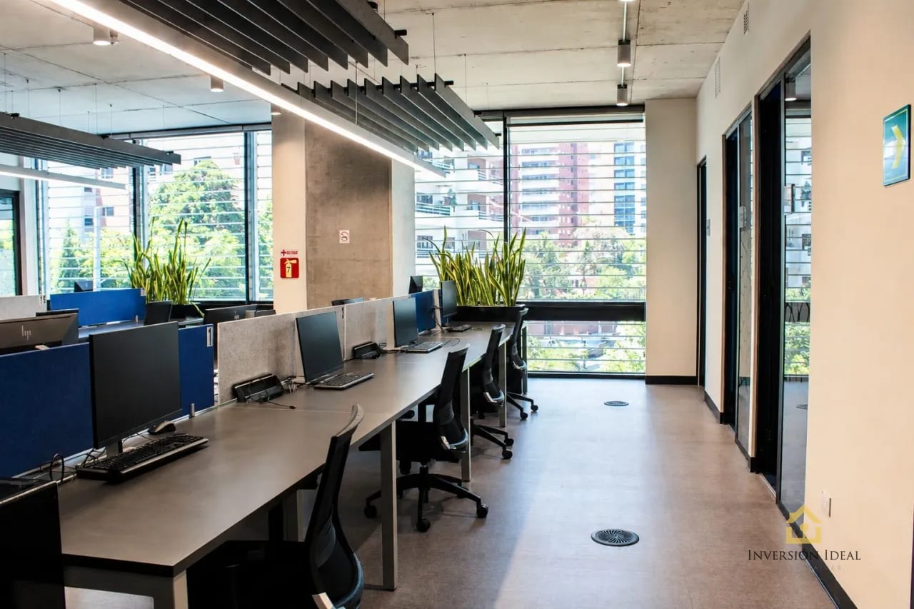Oficinas en renta | $6,176 | 294 mts2 | Óptima, Zona 10 — Oficina en Alquiler en Optima Centro de Negocios, Zona 10, Guatemala, Ciudad — foto 7 de 10