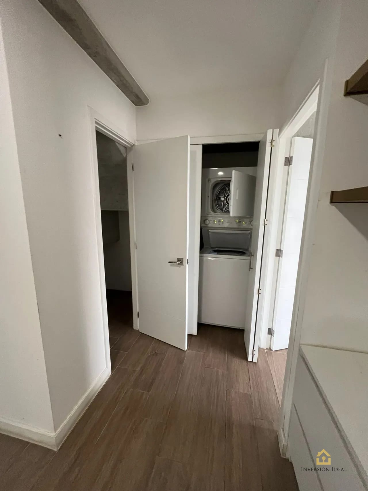 Apartamento en venta para inversión 2 dormitorios en Edificio Granat zona 4 — Apartamento en Venta en Granat, Zona 4, Guatemala, Ciudad — foto 15 de 17