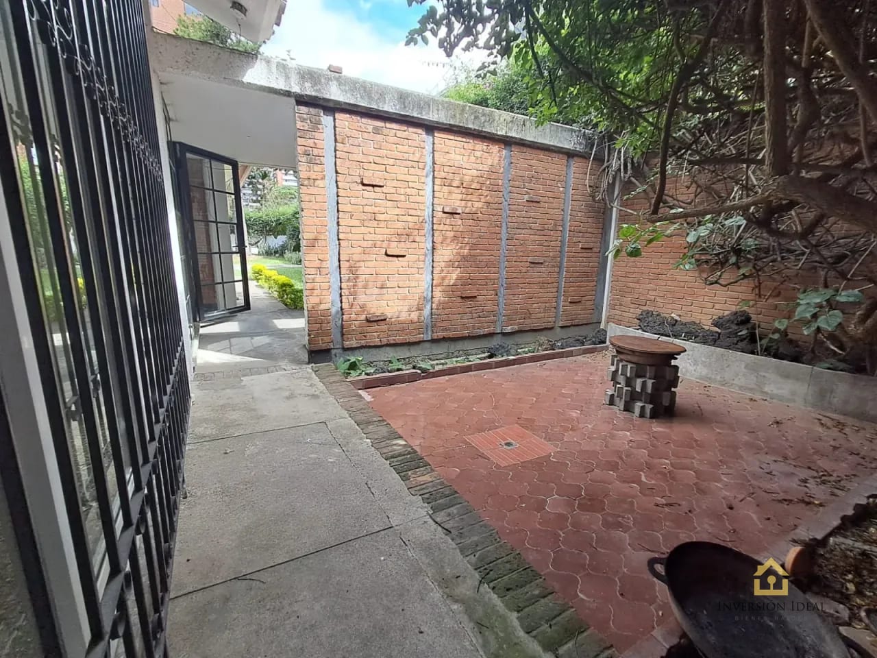 Casa comercial en renta - 12 ambientes - 800 mtsts2 - $6000 + IVA (Negociable) - Zona 10 — Casa en Alquiler en Centro Comercial Los Próceres, Zona 10, Guatemala, Ciudad — foto 2 de 18