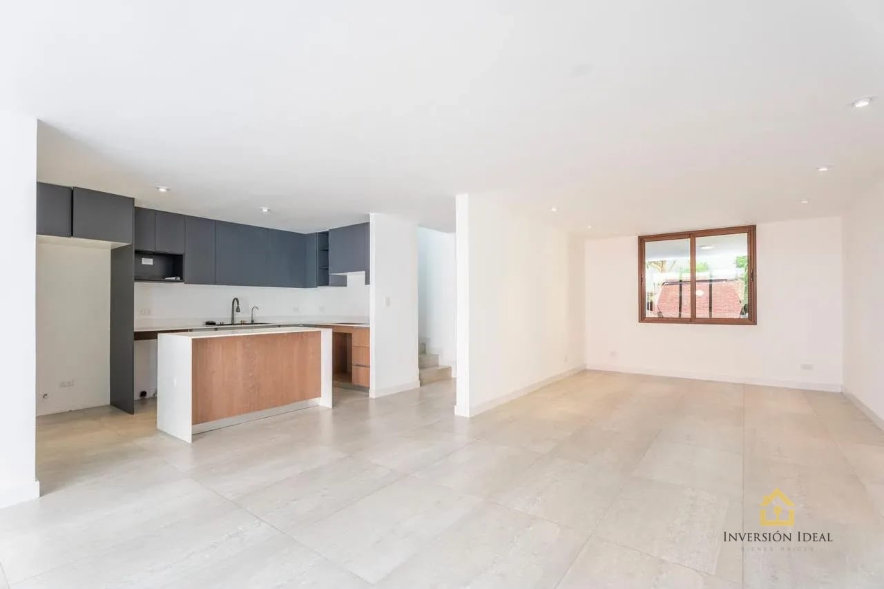 Casa en venta 4 habitaciones 256 mts2 - $495,000 + IVA (Negociables) en 20 Calle Zona 10 — Casa en Venta en Empresarial Los Próceres, Zona 10, Guatemala, Ciudad — foto 10 de 10