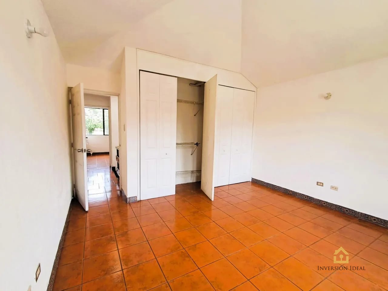 Casa en renta 3 habitaciones + estudio $950 | km 16.5 CAES — Casa en Alquiler en Terravista, Carretera a El Salvador, Guatemala, Ciudad — foto 12 de 12