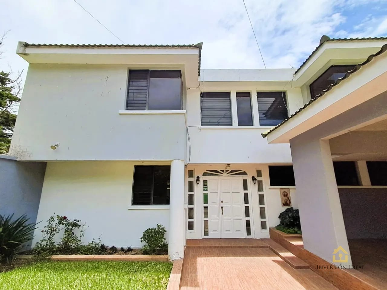 Casa en renta 3 habitaciones + estudio $950 | km 16.5 CAES — Casa en Alquiler en Terravista, Carretera a El Salvador, Guatemala, Ciudad — foto 1 de 12