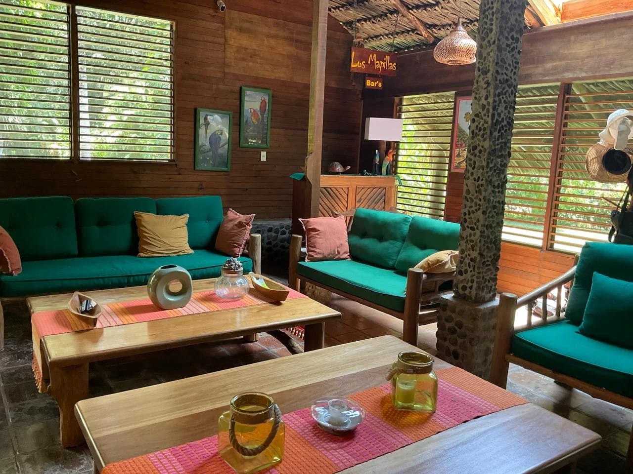 espectacular casa en BAHIA PARAISO, RIO DULCE — Casa vacacional en Venta en Río dulce, Izabal — foto 1 de 9